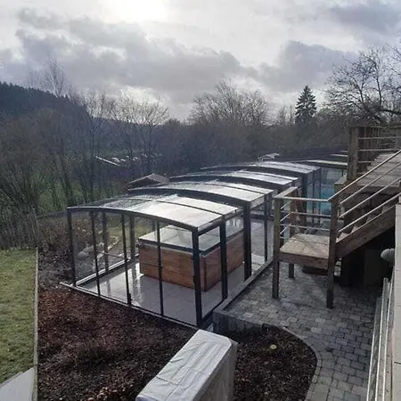 Luxury In With Pool *