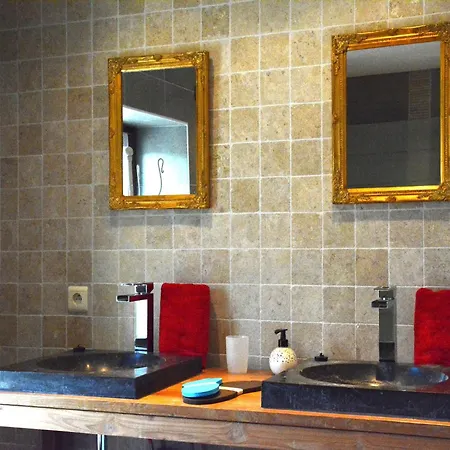 Family Fun Near Center *